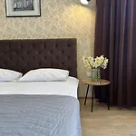 & מלון דירות 4*