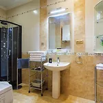 & 4* Odessa
