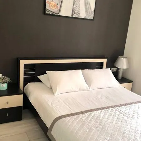 & Hotel