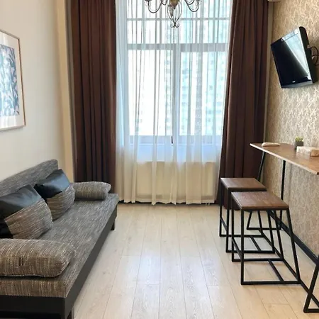 Hotel &