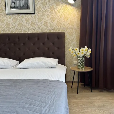 & Hotel 3*