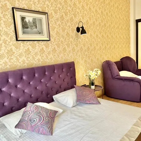 & Hotel