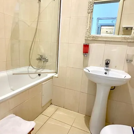 Aparthotel & Odesa