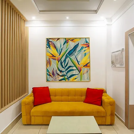 Aparthotel &