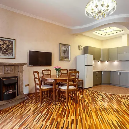 & 4* Odesa