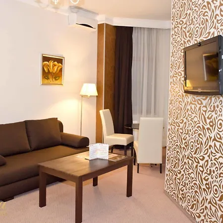 Aparthotel &