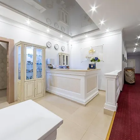 Hotel & Odesa