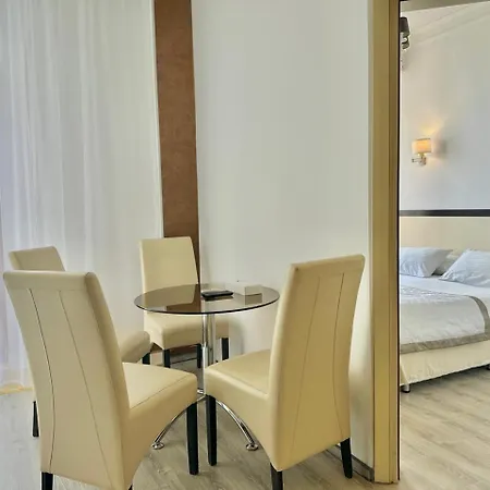& Hotel Odesa