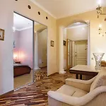 Apart-hotel &